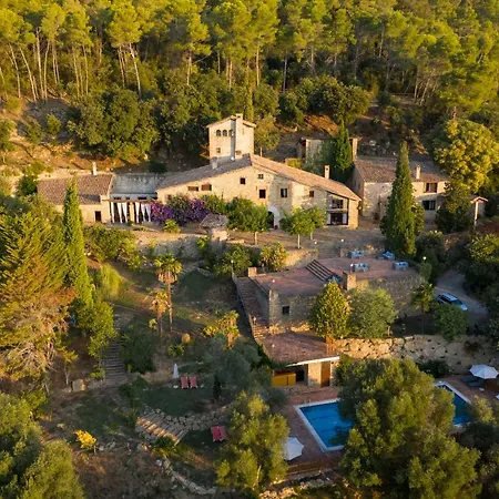 Casa rural Masia Pou *